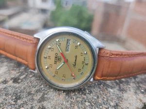 Vintage Seiko 5 Automatic Mens Wristwatch Japan Made Model 6309