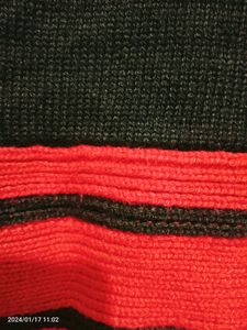 Girls. Sweater