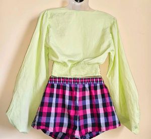 Size M🎁Buy 2 Get 1 Free 🎁 Trendy Green Crop Top