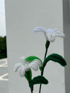 White daisy 🌸 Pipe cleaner flower