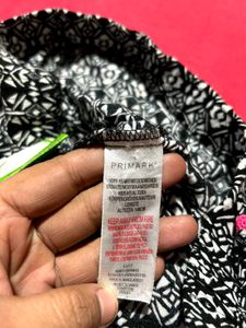 Black &amp; White Printed Kids Shorts – 10–11Y