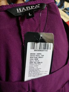 Harpa Square Neck Crop top