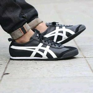 Asics Tiger