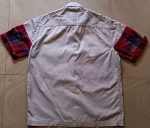 Men&#39;s Button-Down Shirt