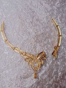 Ad Nacklace