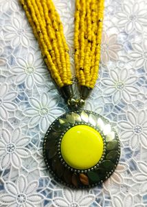 YELLOW BEADED NECKLACE 💛