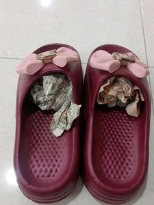 Cute Bow Detail Slides