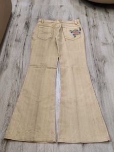 Ma1197 World win bootcut jeans waist 28 inches