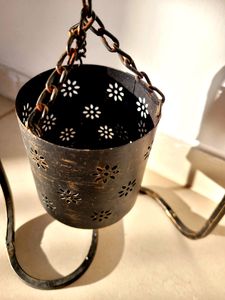 Tealight Candle Stand - Metal Abstract Structure