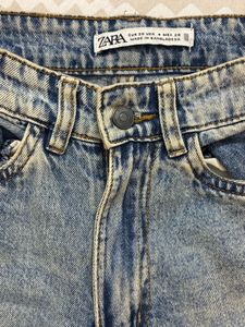 Ripped Straight Fit Jeans