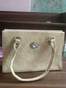 Women handbags