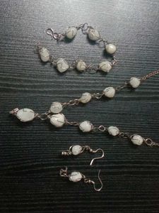 3 Piece Necklace Set🤍