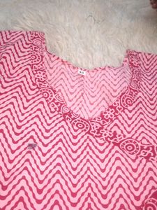 Pure  Cotton Soft Kurti Lahriya Zik Zar
