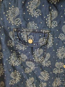 Casual Woman Blue Print Shirt- L