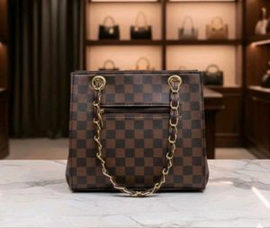 Magma Tote Bag - Stylish &amp; Functional