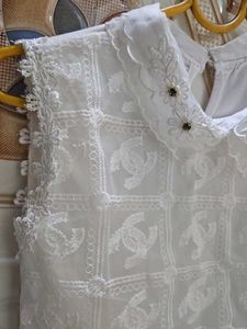 Elegant White Sheer Lace Collar Sleeveless Top