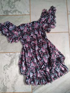 BUY 2 GET 1 FREE/ Floral top
