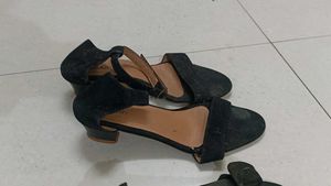 5 ITEMS AT ONLY 355(2 HEELS) (3 FLATS)