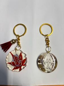 resin ganesh keychain