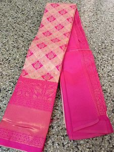 New Checks Artsilk Saree For Grabs