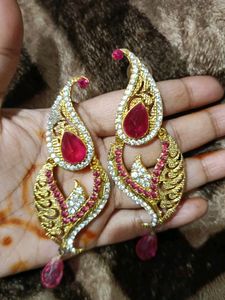 Golden beautiful Ear Rings