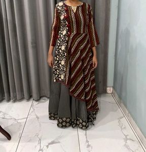 Ethnic Dresse For Girls