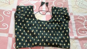 Black Goldenwork Blause