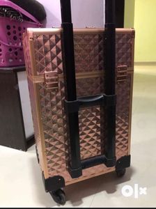Makeup Trolly Vanity