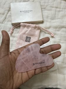 Givenchy Rose Quartz Gua Sha