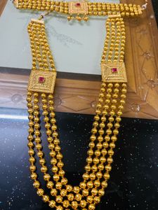 Golden Jewellery Set