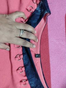 Fashionable Pink Graphic Top