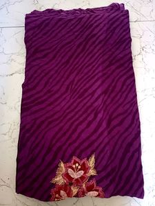 Zari Floral Embroidered Saree Without Blouse