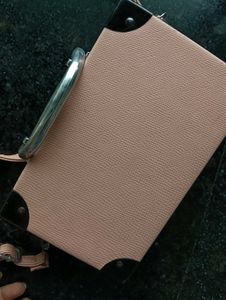 retro style sling bag