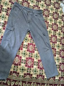 baggy pants