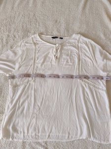 White Lace Trimmed Top Trendsetter