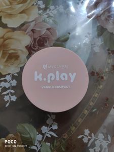 Myglamm K.play Vanilla Compact And Lipstick Combo