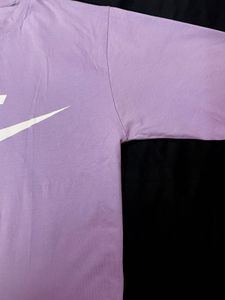 Nike T-shirt