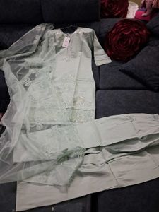 Elegant Green Embroidered Kurta Set