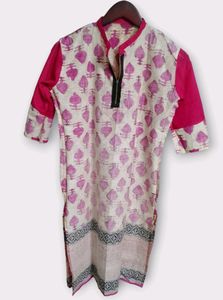 Pink and Gold Printed Kurta with 3/4 Sleeves Women