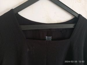 BLACK TOP