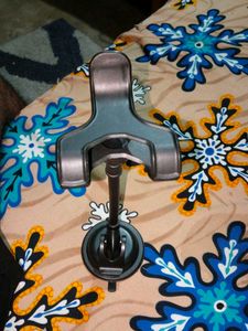 Adjustable Cell Phone Stand