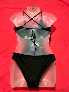 H&amp;M Black Ruffle Bodysuit