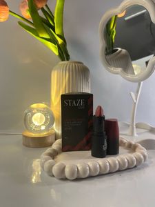 Staze 9to9 3 In  One Lipstik