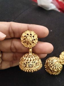 Golden Jhumka Earrings
