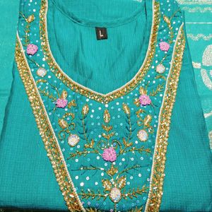 Embroidered Kurta set for diwali