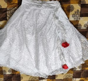 White Lahnga