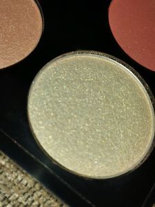 Combo Of Highlighter And Blush!