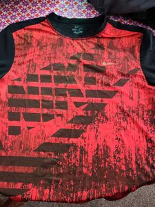 Nike Dri-FIT T-Shirt