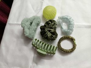 Green Hair Accessories Set