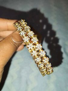 Sparkling Bangle Set